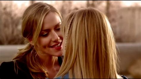 best lesbian kiss scenes